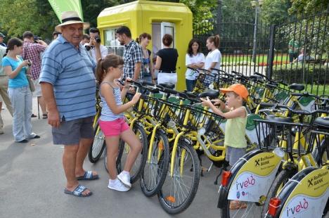 Pe două roţi: Orădenii ar putea închiria biciclete de la chioşcurile OTL (FOTO)