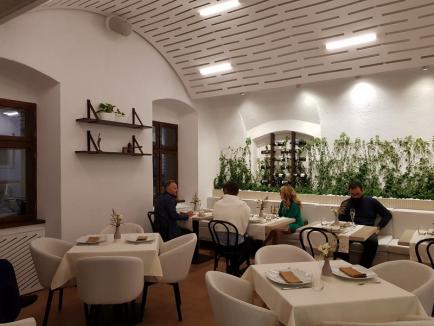 În Oradea s-a deschis un centru al gustului. Va găzdui degustări de mâncăruri rafinate, trufe, dar şi de pâine şi untdelemn (FOTO)
