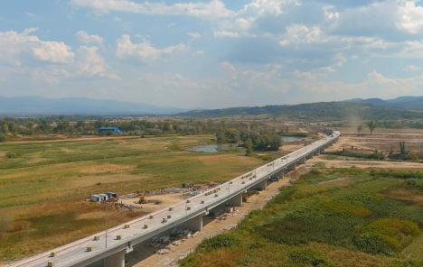 Centura Beiuș, cea mai complexă lucrare de infrastructură a CJ Bihor, a depășit 90% stadiu de execuție și va fi deschisă luna viitoare (FOTO)