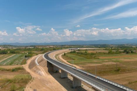 Centura Beiuș, cea mai complexă lucrare de infrastructură a CJ Bihor, a depășit 90% stadiu de execuție și va fi deschisă luna viitoare (FOTO)