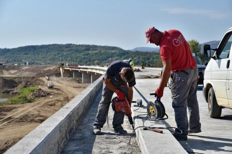 Centura Beiuș, cea mai complexă lucrare de infrastructură a CJ Bihor, a depășit 90% stadiu de execuție și va fi deschisă luna viitoare (FOTO)