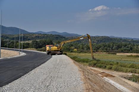 Centura Beiuș, cea mai complexă lucrare de infrastructură a CJ Bihor, a depășit 90% stadiu de execuție și va fi deschisă luna viitoare (FOTO)