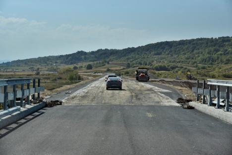 Centura Beiuș, cea mai complexă lucrare de infrastructură a CJ Bihor, a depășit 90% stadiu de execuție și va fi deschisă luna viitoare (FOTO)