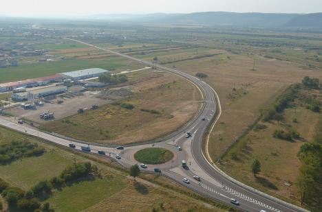 S-a deschis circulația pe toată centura Aleșd. Este cea de-a cincea șosea ocolitoare inaugurată în acest an în Bihor (FOTO/VIDEO)