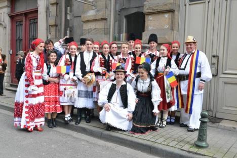Premieră naţională: Grupul de Acţiune Locală Euro-Crişana a dus la Bruxelles fermieri şi tradiţii din Bihor (FOTO)