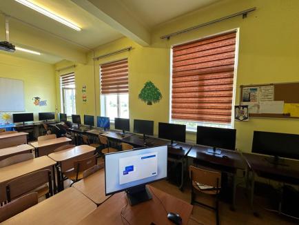 Educație digitală: O firmă din Oradea digitalizează sute de școli din România (FOTO/VIDEO)