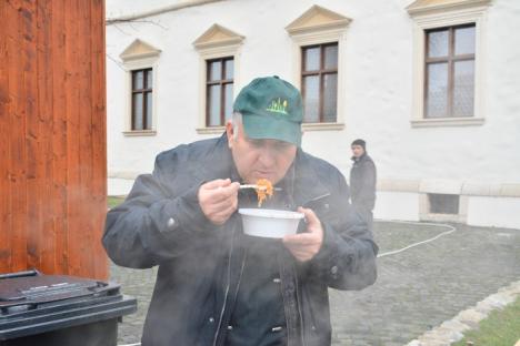 Bucătarul Horia Vârlan, invitat special la Cina Porcului în Cetatea Oradea (FOTO)