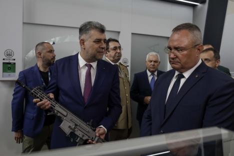 Nicolae Ciucă și Marcel Ciolacu au luat armele-n mâini (FOTO/VIDEO)