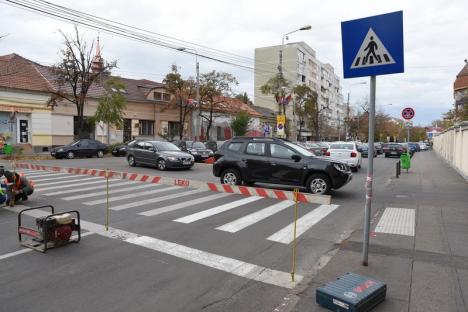 Ambuteiaje în centrul Oradiei, după restricţionarea accesului în Parcul Traian dinspre Bulevardul Magheru (FOTO / VIDEO)