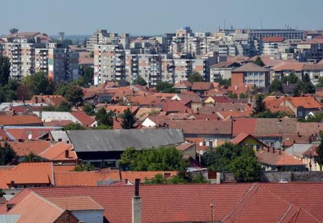 Proprietarii clădirilor fără instalaţii din Oradea, somaţi să declare existenţa reţelelor