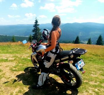 Gașca bikerițelor: S-a înființat prima comunitate de motocicliste din Bihor. Cine sunt și ce planuri au? (FOTO)