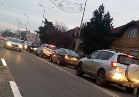 Un accident a paralizat circulaţia în Cantemir: Un pieton care a traversat prin loc interzis a fost izbit de un BMW