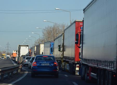 Poliţia de Frontieră: Trafic restricționat pentru automarfare în Ungaria, de Ziua Maghiarilor de Pretutindeni