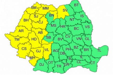 Cod galben de furtuni şi descărcări electrice în weekend în Bihor