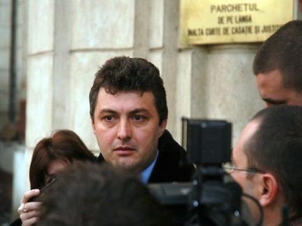 Foştii miniştri Codruţ Sereş şi Zsolt Nagy, condamnaţi la închisoare cu executare 