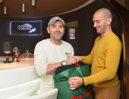 O cafenea din Oradea cere haine, mâncare şi jucării pentru nevoiaşi în schimbul unui cappucino gratuit