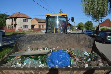 Sălacea-i „fruncea”! Locuitorii comunei Sălacea sunt singurii din Bihor care-şi aruncă deşeurile în 5 recipiente diferite (FOTO/VIDEO)