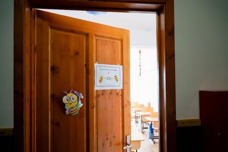 Elevi de clasă pregătitoare, „colegi” cu studenți străini, în Oradea: Nemulțumire printre părinții de la Colegiul Ghibu (FOTO)