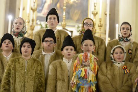 Rotary Club Oradea Insignis a dus colindele în comunitățile românești din Italia (FOTO)