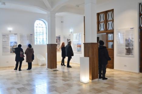 'Nu mai eram fiinţe umane': Victimele Holocaustului au fost comemorate la Muzeul Istoriei Evreilor din Oradea (FOTO/VIDEO)