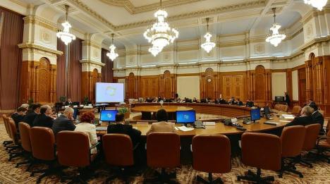 Comisia Iordache a terminat modificările la Codul Penal: Abuzul în serviciu parţial dezincriminat, neglijenţa în serviciu a fost eliminată