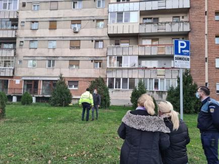Incident şocant în Oradea. O femeie a murit după ce a căzut de la etajul 4 al unui bloc de pe Bulevardul Dacia (FOTO / VIDEO)