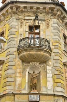Fața orașului: Fostul Hotel Crișul Repede din Oradea a intrat în reabilitare (FOTO)