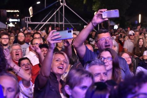 Rock în Băile Felix, în deschiderea festivalului Thermal Days. Cargo și fanii au cântat „Dacă ploaia s-ar opri...” (FOTO/VIDEO)