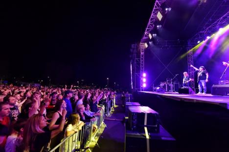 Rock în Băile Felix, în deschiderea festivalului Thermal Days. Cargo și fanii au cântat „Dacă ploaia s-ar opri...” (FOTO/VIDEO)