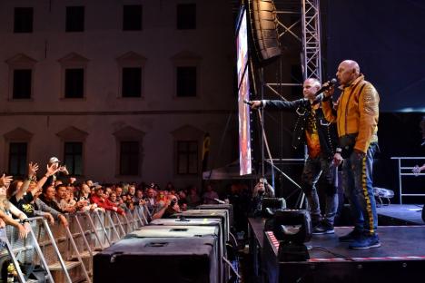 Edda Művek a umplut Cetatea Oradea de fani. Rockerii maghiari au primit un tort pe scenă, de la UDMR (FOTO/VIDEO)