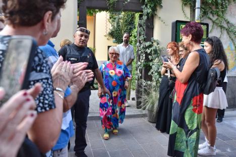 Mirabela Dauer a fermecat publicul orădean la concertul de lângă Casa Darvas - La Roche (FOTO/VIDEO)