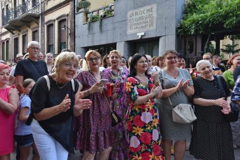 Mirabela Dauer a fermecat publicul orădean la concertul de lângă Casa Darvas - La Roche (FOTO/VIDEO)