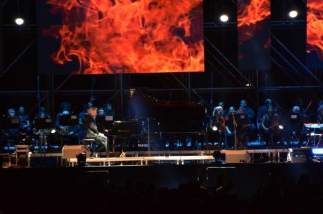 Havasi Symphonic: Pianistul cu alură de rockstar a ţinut un concert de zile mari la Oradea (FOTO / VIDEO)