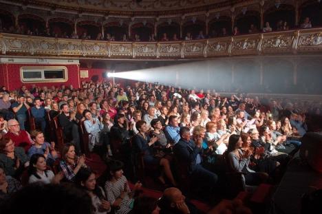 Loredana a umplut Teatrul Regina Maria din Oradea (FOTO)