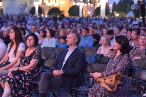 O seară în lumea lui Charlie Chaplin. Festivalul Sounds of Oradea a debutat cu un show adus în premieră în România (FOTO/VIDEO) 