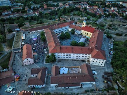Phoenix a umplut curtea Cetăţii din Oradea în a doua seară a Festivalului Medieval (FOTO/VIDEO)