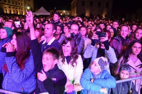 Toamna Orădeană a scos orădenii din case: 10.000 de oameni în Cetate la concertul Vama (FOTO/VIDEO)