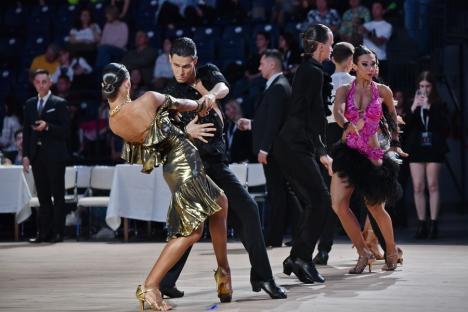 Oradea, capitala dansului: Peste 1.000 de sportivi din 25 de țări concurează pentru trofeele ORRO (FOTO)