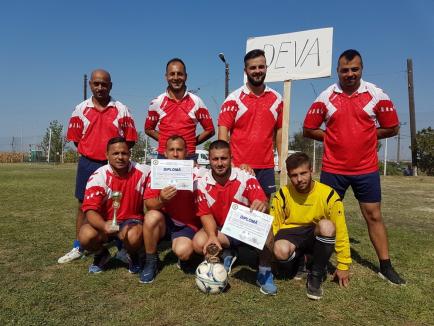 Deţinuţii din mai multe judeţe s-au întrecut la fotbal: Orădenii, pe locul II (FOTO / VIDEO)