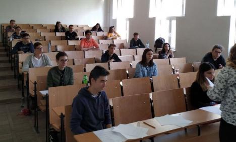 Cei mai buni: Cine sunt elevii care au câştigat premiile concursului de matematică  şi IT 'Gheorghe Nadiu', din Oradea