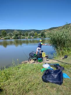 Pescari din Bihor, pe podium la campionatul național. În premieră, două echipe din Bihor au cucerit două din cele trei premii (FOTO)