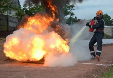 Pompierii bihoreni, fruntaşi la concursurile pentru situaţii de urgenţă