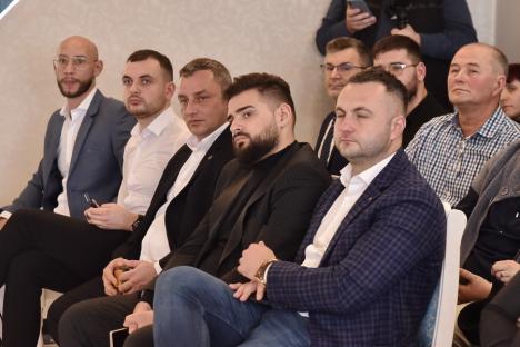 George Simion, la Oradea: Ce promisiuni a făcut liderul AUR și cine sunt noile figuri ale filialei din Bihor (FOTO)
