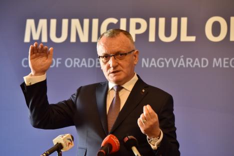 Anunț-surpriză la Oradea: Ministerul Educației a atacat sentința controversată care a anulat sesizările privind plagiatul premierului Ciucă (FOTO)