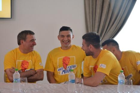 Mihai Neşu şi prietenii, o lecţie de viaţă: Zeci de mari sportivi în ajutorul unui fost coleg fotbalist, un om cu 'caracter frumos' (FOTO/VIDEO)