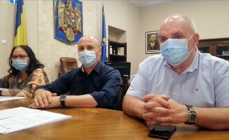 Peste 80% din comunele şi oraşele din Bihor au cazuri active de Covid-19. Dr. Carp: Cei infectaţi să nu circule cu mijloacele de transport în comun (VIDEO)