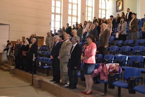 Dedicat Revistei Familia, Congresul Naţional de Istorie a Presei se ţine la Oradea (FOTO)