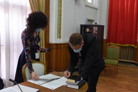 Cei patru supleanți din Consiliul Local Oradea au depus jurământul (FOTO / VIDEO)