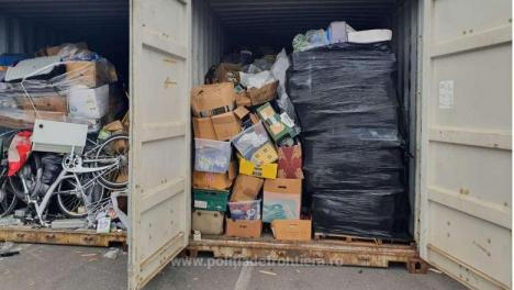 România, lada de gunoi a Europei! Cel puţin 50 de containere cu deşeuri din Marea Britanie au ajuns în ţară