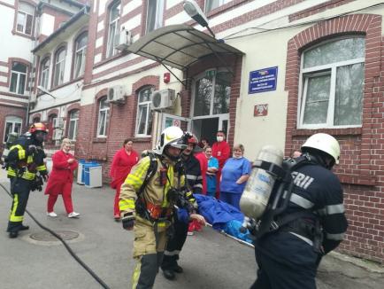 Pompierii au făcut controale inopinate la şase spitale din Bihor. Toate au avut nereguli (FOTO)